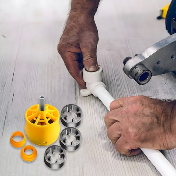 JamDrill, uno strumento per filettare tubi d'acqua in plastica
