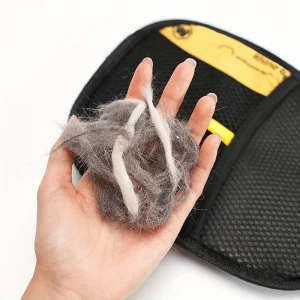 GroomyGlove - guanto antistatico per la rimozione dei peli degli animali domestici